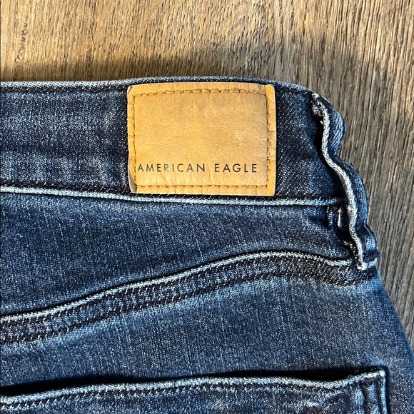 American Eagle Super High Rise Baggy Wide Leg Jeans Size 6 - Picture 8 of 12